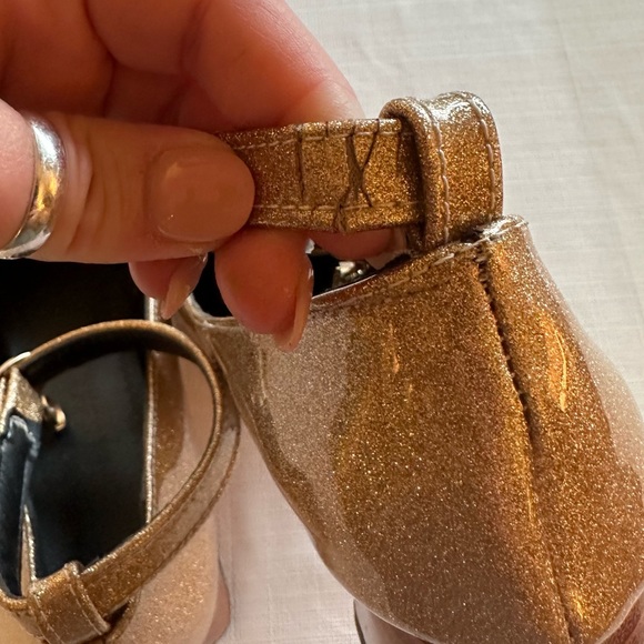 Gold Glitter Bobbie Pumps Size 39 - Picture 8 of 13